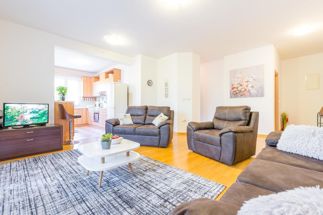 דוברובניק Apartment With Terrace And Mini Pool Green Gold מראה חיצוני תמונה